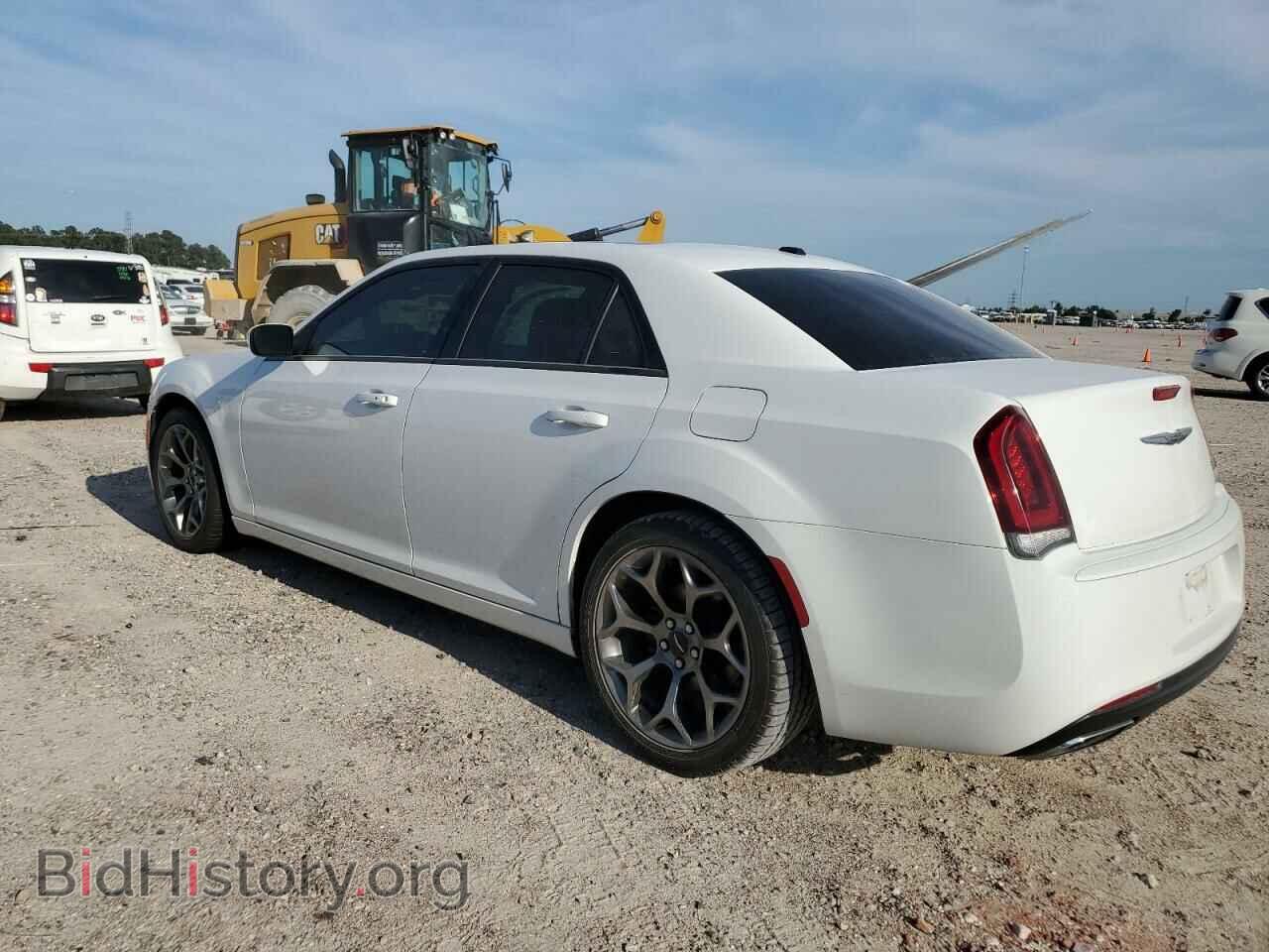 2015 CHRYSLER 300 - VIN: 2C3CCABG5FH845388 - Photo 2