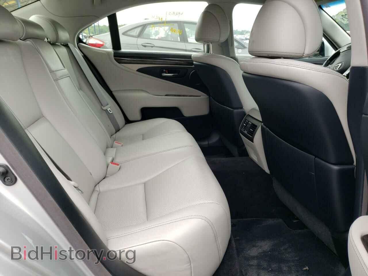 2017 LEXUS LS460 - VIN: JTHCL5EF5H5028744 - Photo 6