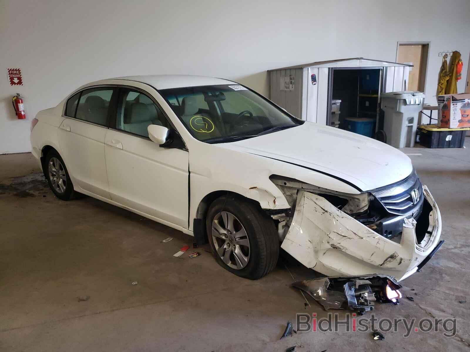 Photo 1HGCP2F40BA007575 - HONDA ACCORD 2011