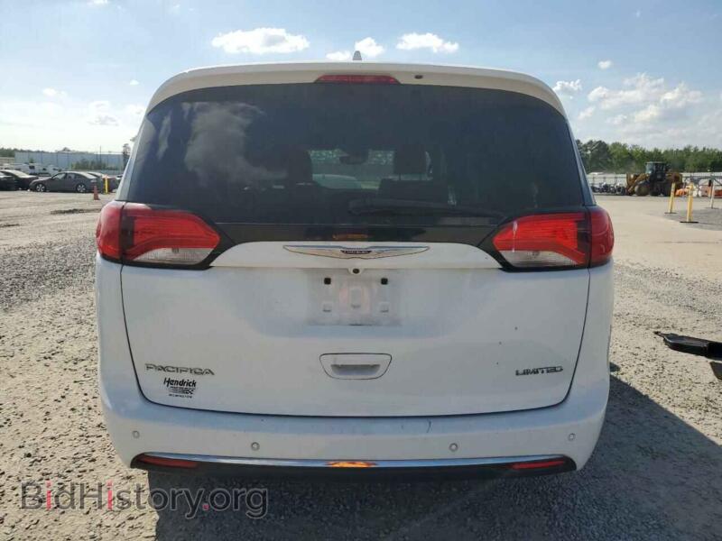 2020 Chrysler PACIFICA (VIN 2C4RC1GG4LR239892) — фото 6 из 16