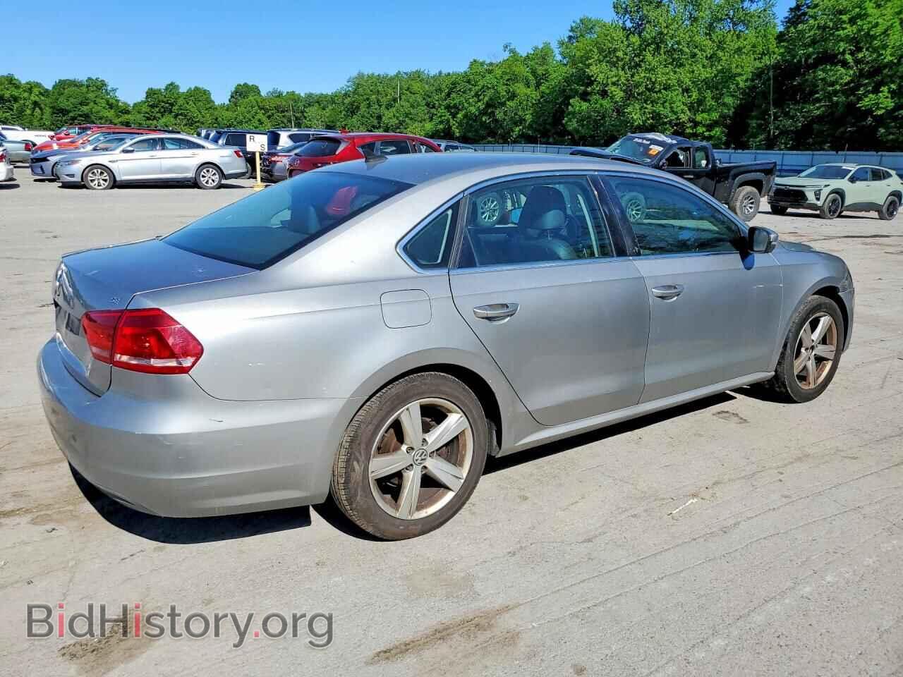 2013 VOLKSWAGEN PASSAT - VIN: 1VWBP7A31DC133003 - Фото 3