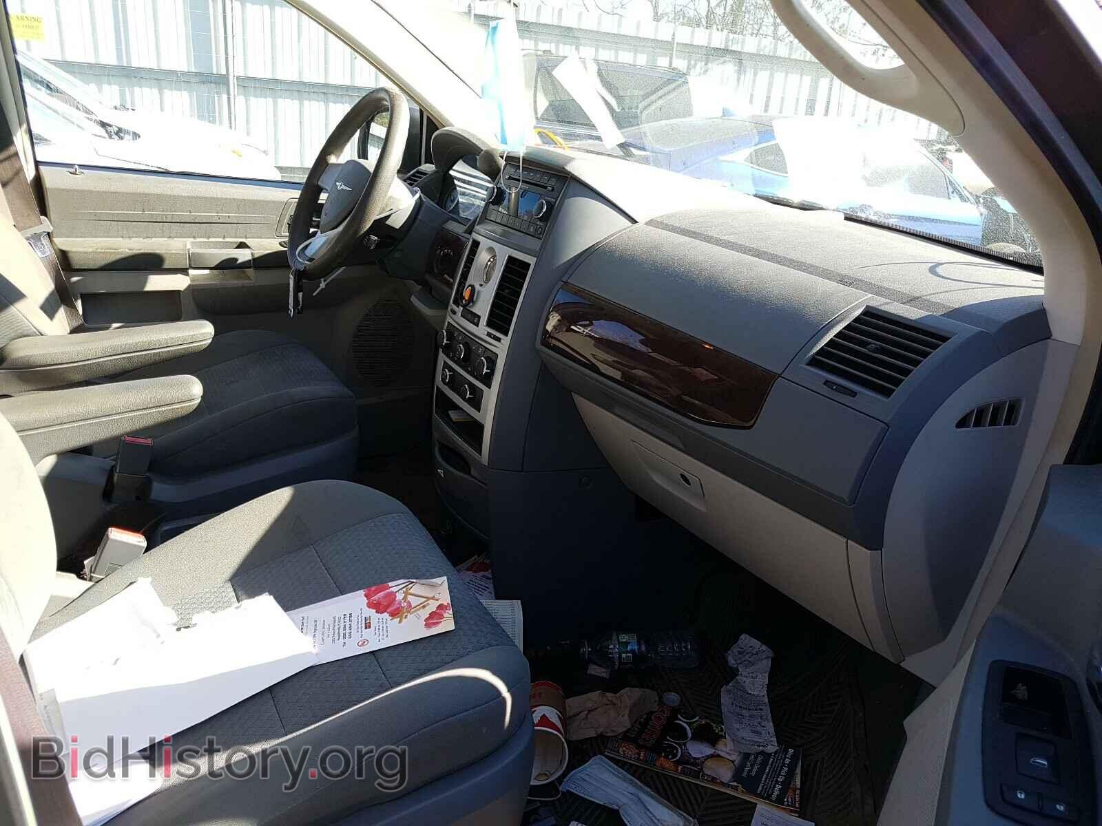 2010 CHRYSLER MINIVAN - VIN: 2A4RR4DE9AR286703 - Фото 5
