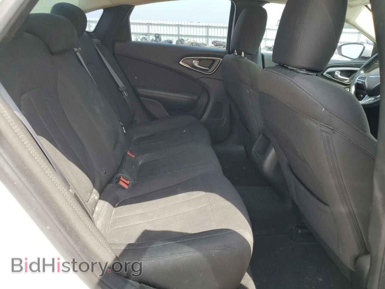 2016 CHRYSLER 200 - VIN: 1C3CCCABXGN102736 - Фото 10