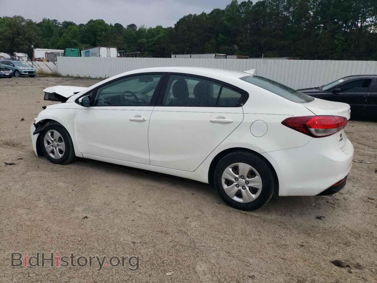 2017 KIA FORTE - VIN: 3KPFK4A73HE037540 - Фото 2