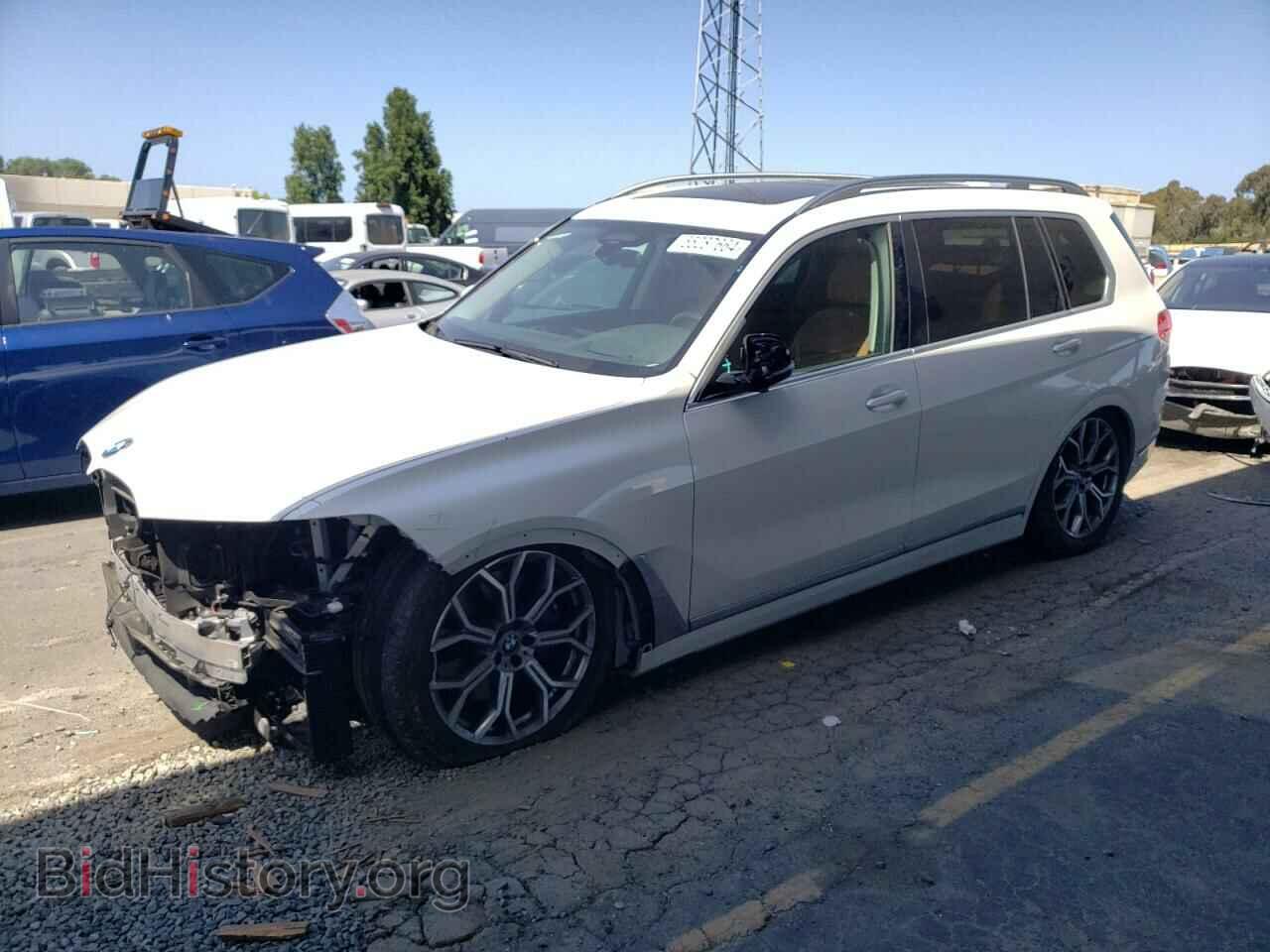Photo 5UXCW2C03M9F08193 - BMW X7 2021