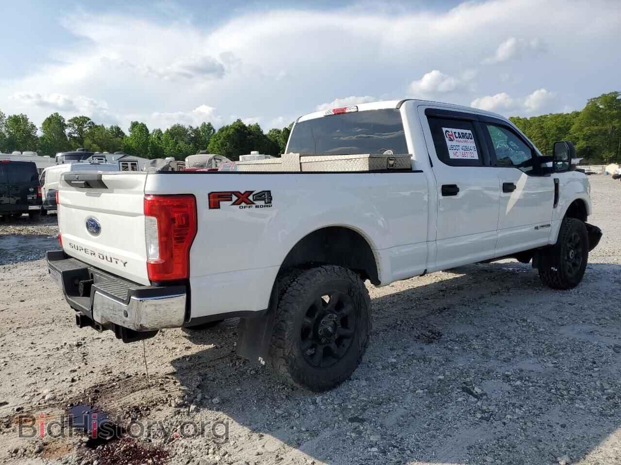 2017 FORD F250 - VIN: 1FT7W2BTXHEC81609 - Фото 3