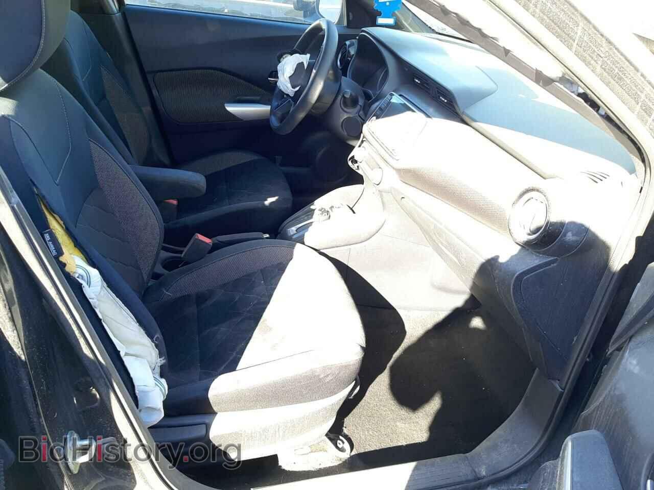 2019 NISSAN KICKS - VIN: 3N1CP5CU3KL538141 - Фото 5