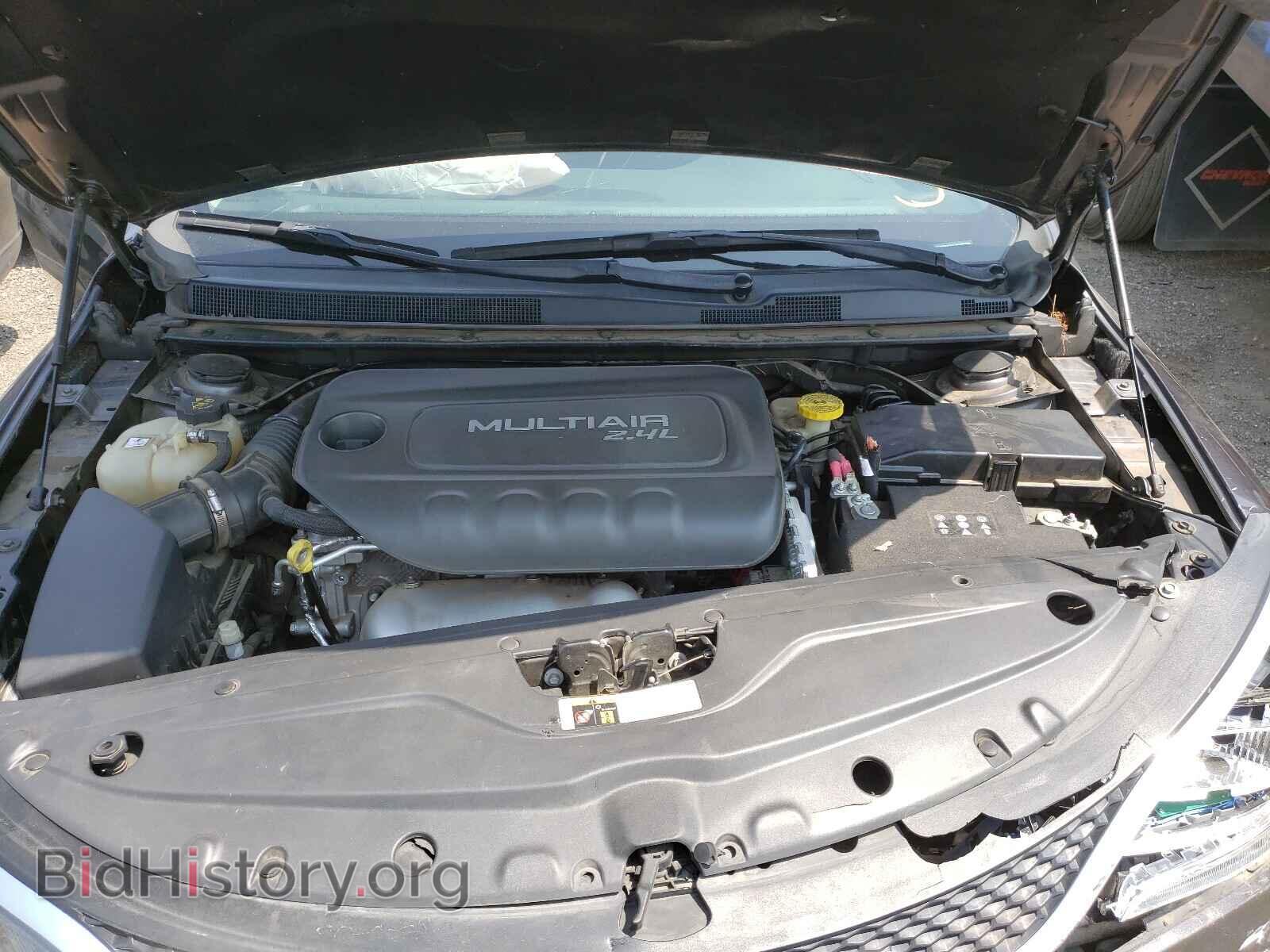 2016 CHRYSLER 200 - VIN: 1C3CCCAB4GN106359 - Фото 7