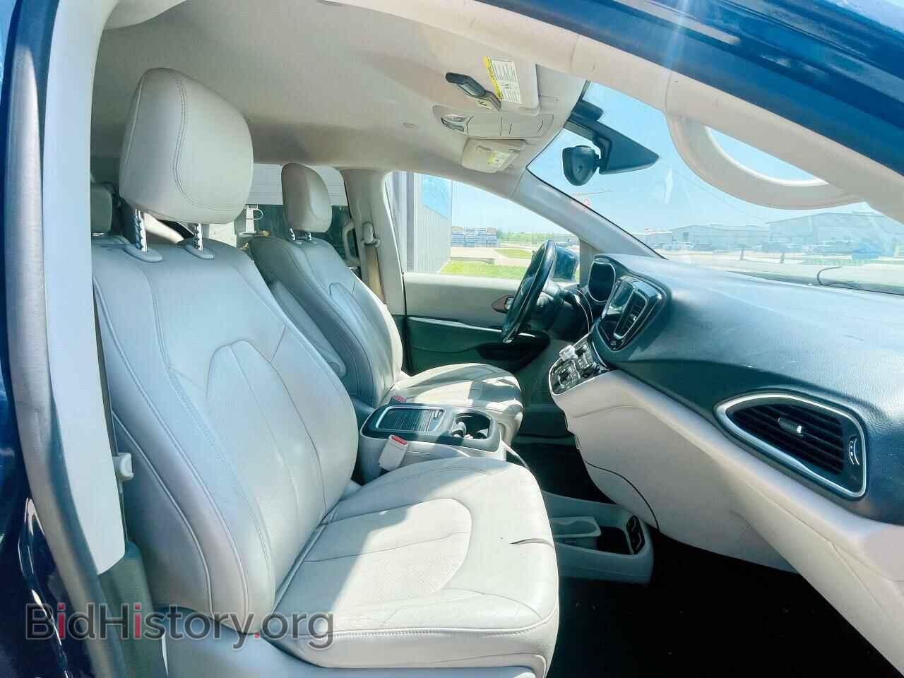 2017 CHRYSLER PACIFICA - VIN: 2C4RC1EG2HR811746 - Photo 5