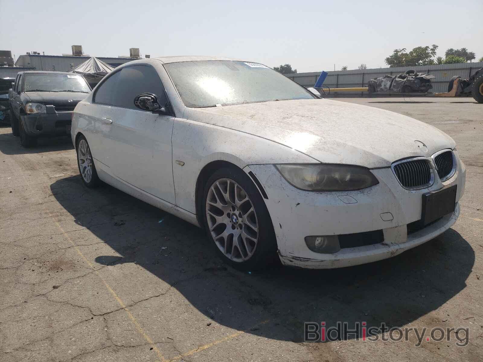 Photo WBAWB33559P136395 - BMW 3 SERIES 2009