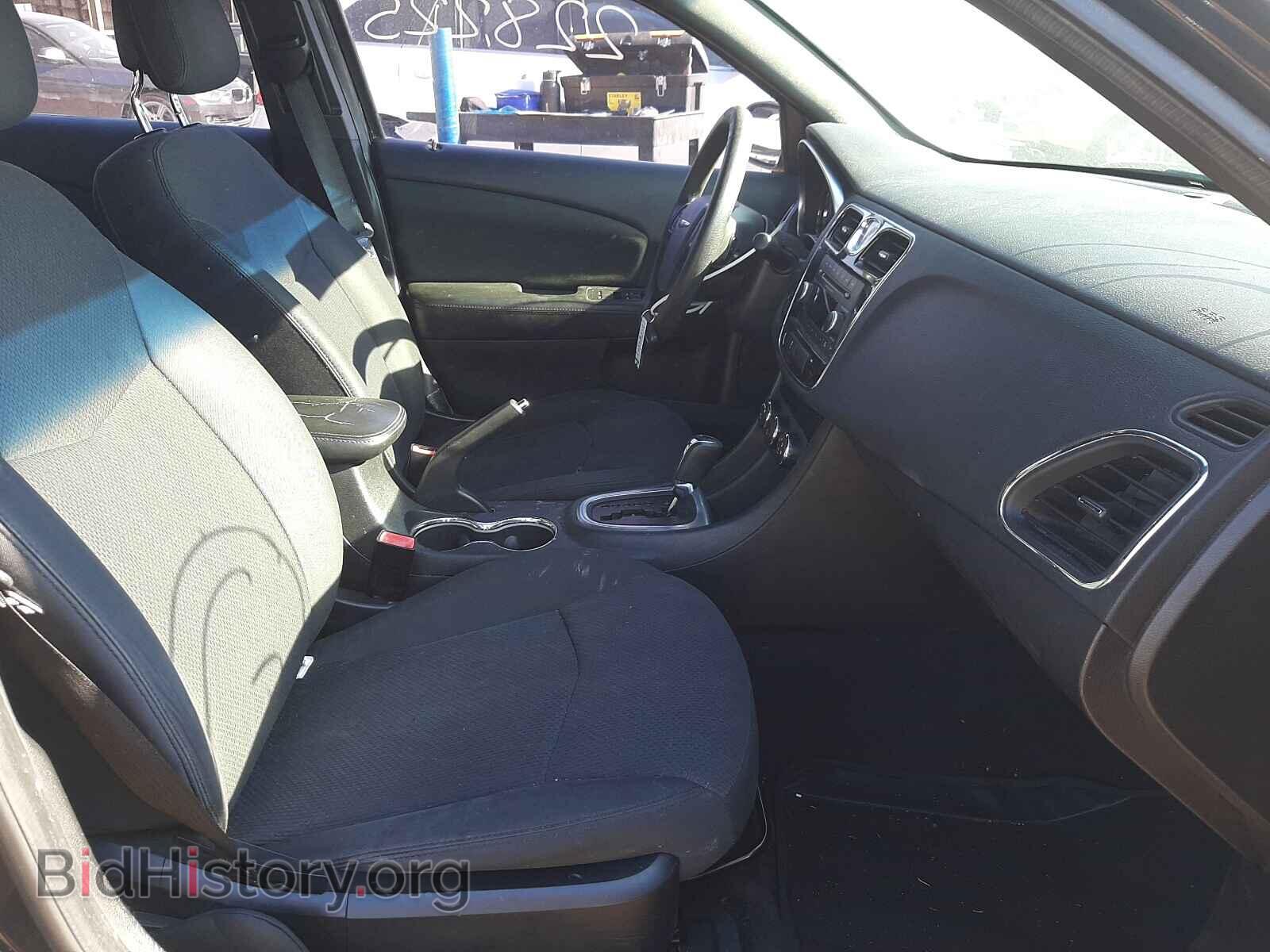 2012 CHRYSLER 200 - VIN: 1C3CCBAB6CN223056 - Фото 5
