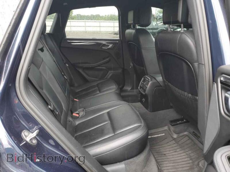 2016 Porsche MACAN (VIN WP1AB2A59GLB44450) — photo 11 of 14