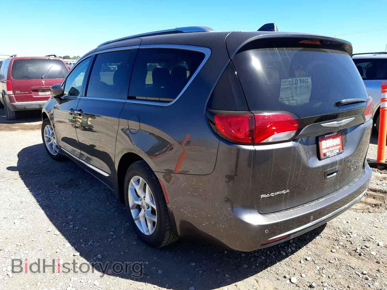 2018 CHRYSLER PACIFICA - VIN: 2C4RC1BG2JR234534 - Фото 3