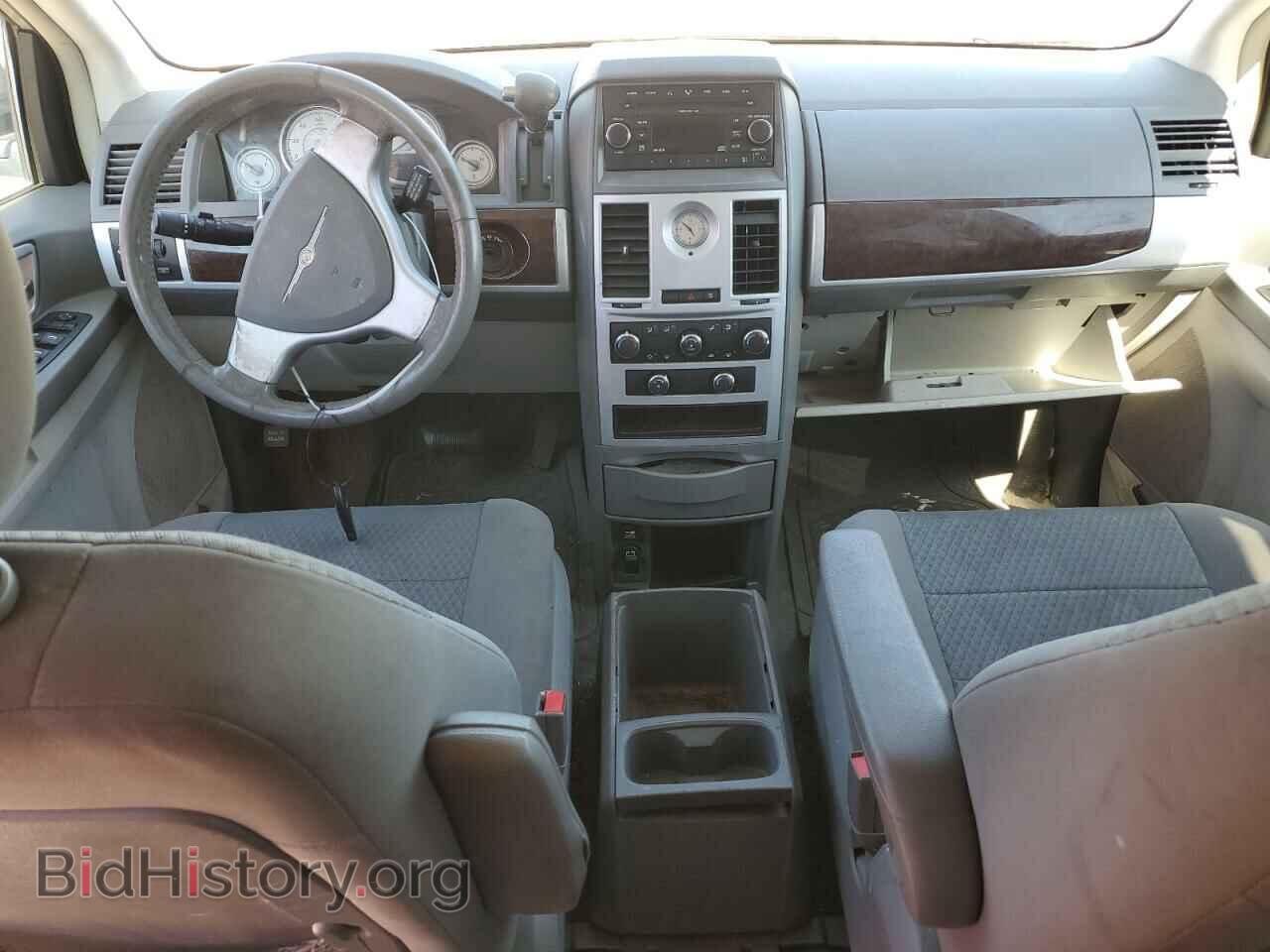 2009 CHRYSLER MINIVAN - VIN: 2A8HR54129R673893 - Фото 8