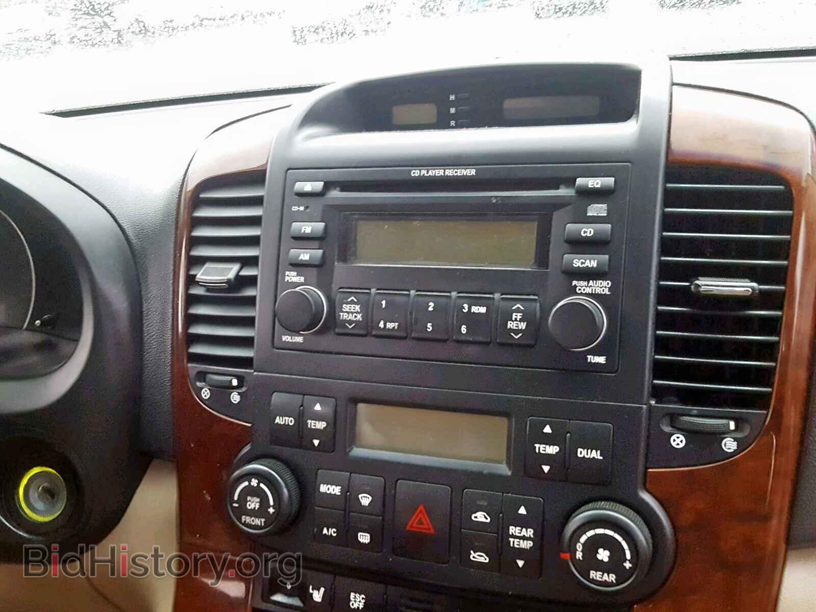 2007 HYUNDAI ENTOURAGE - VIN: KNDMC233476011424 - Фото 9