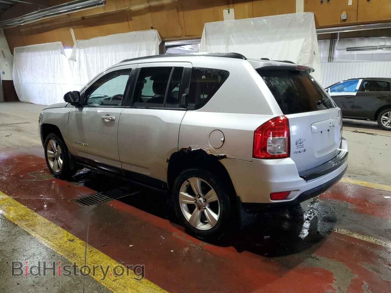 2011 JEEP COMPASS - VIN: 1J4NF1FB6BD282878 - Фото 2