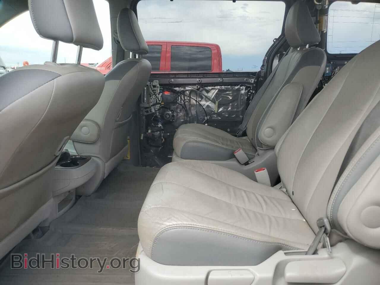 2012 TOYOTA All Models - VIN: 5TDDK3DC3CS045730 - Photo 11