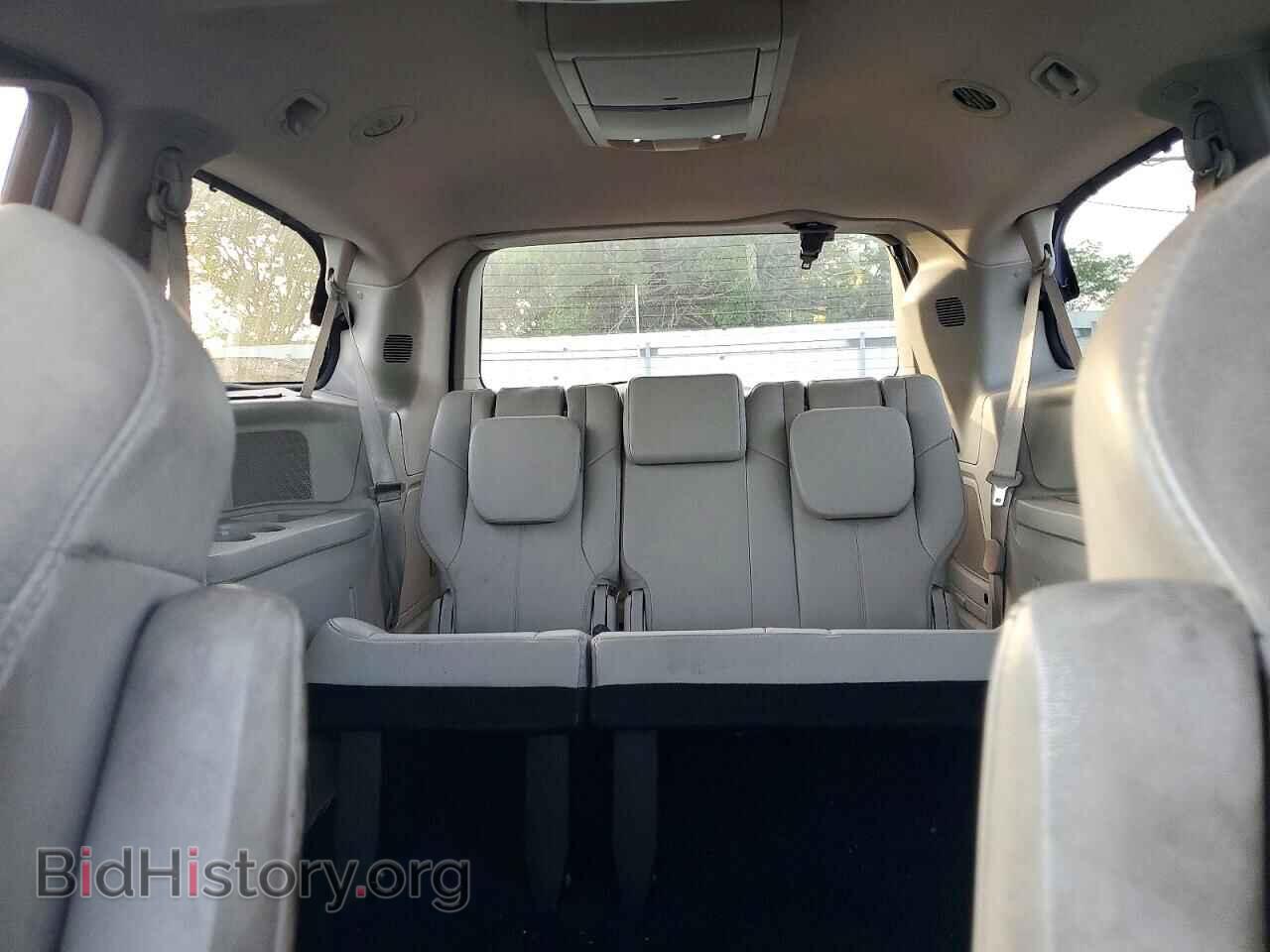 2012 Chrysler MINIVAN (VIN 2C4RC1GG2CR169910) — photo 10 of 13