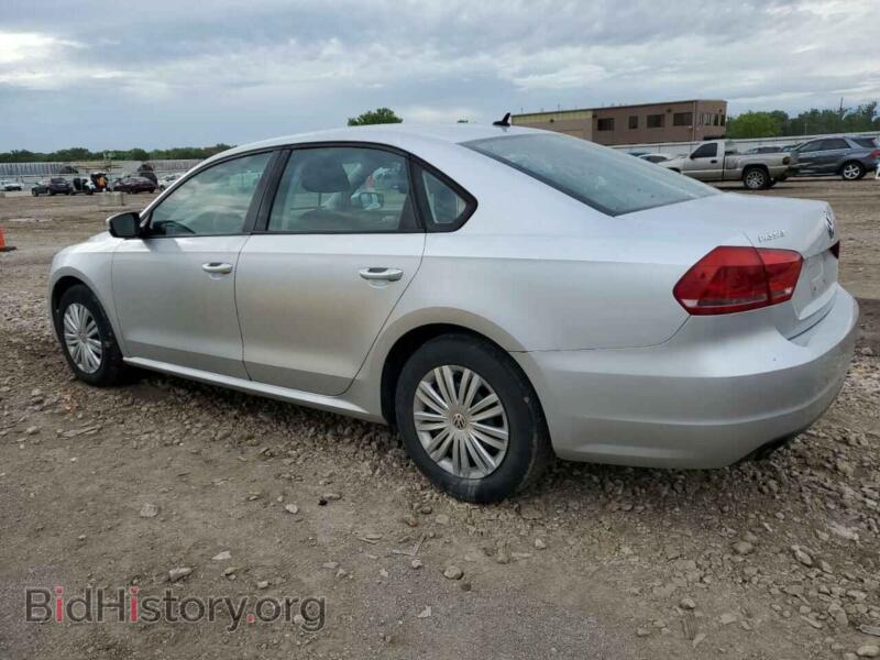 2014 Volkswagen PASSAT (VIN 1VWAP7A39EC022275) — фото 2 из 13