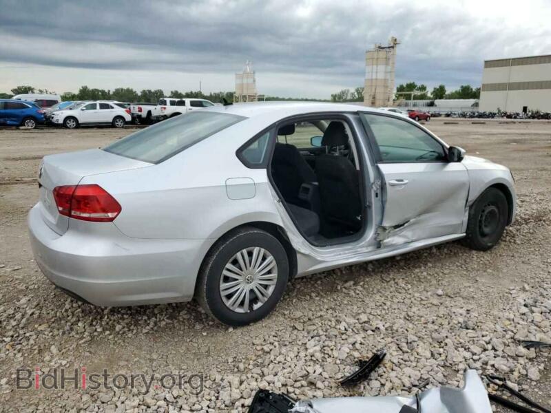 2014 Volkswagen PASSAT (VIN 1VWAP7A39EC022275) — фото 3 из 13