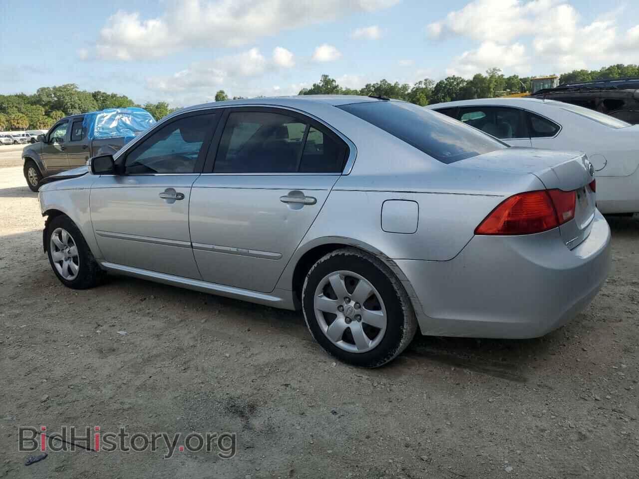 2009 KIA OPTIMA - VIN: KNAGE228995289410 - Фото 2