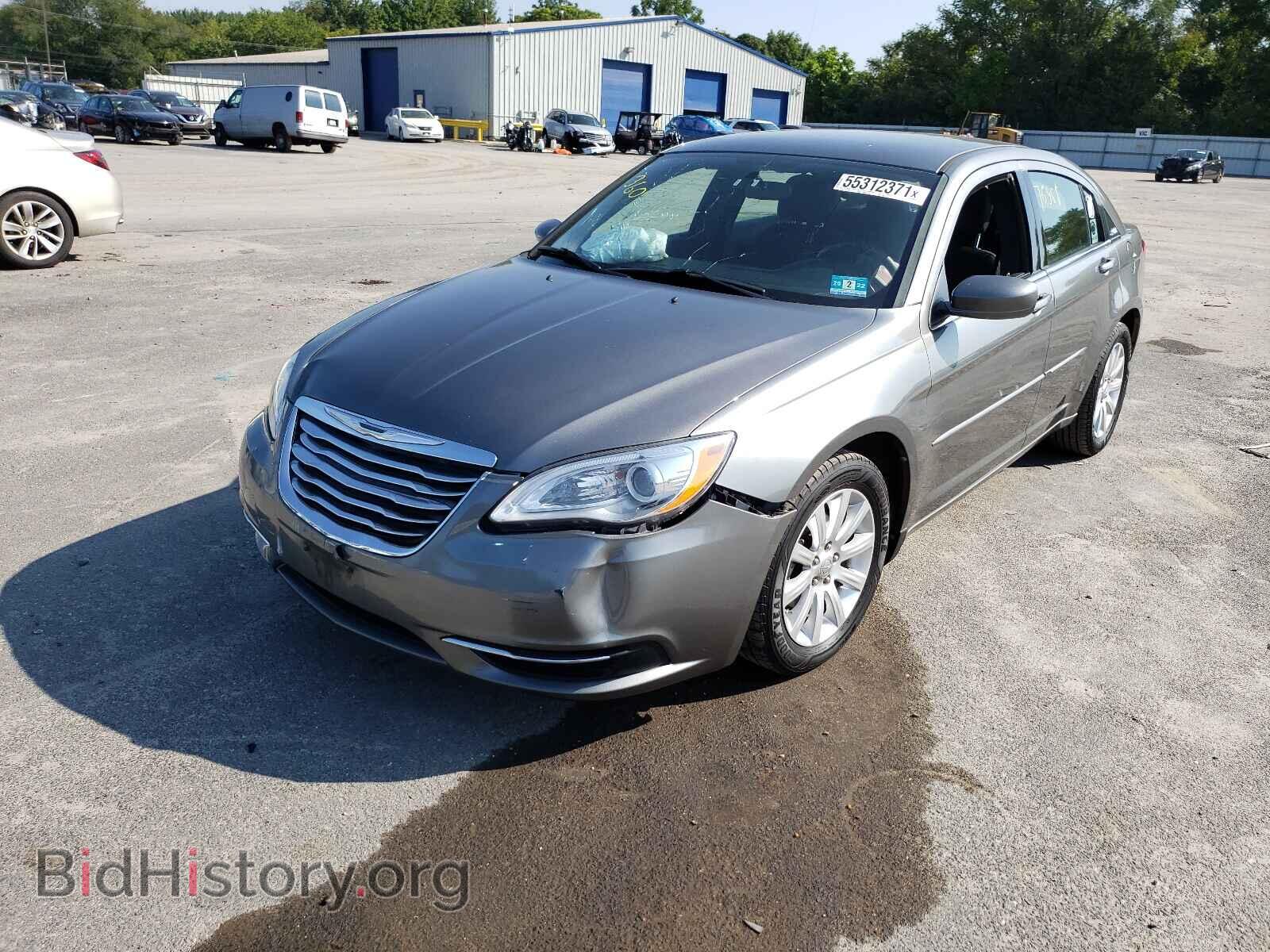 2013 CHRYSLER 200 - VIN: 1C3CCBBG6DN731961 - Фото 2