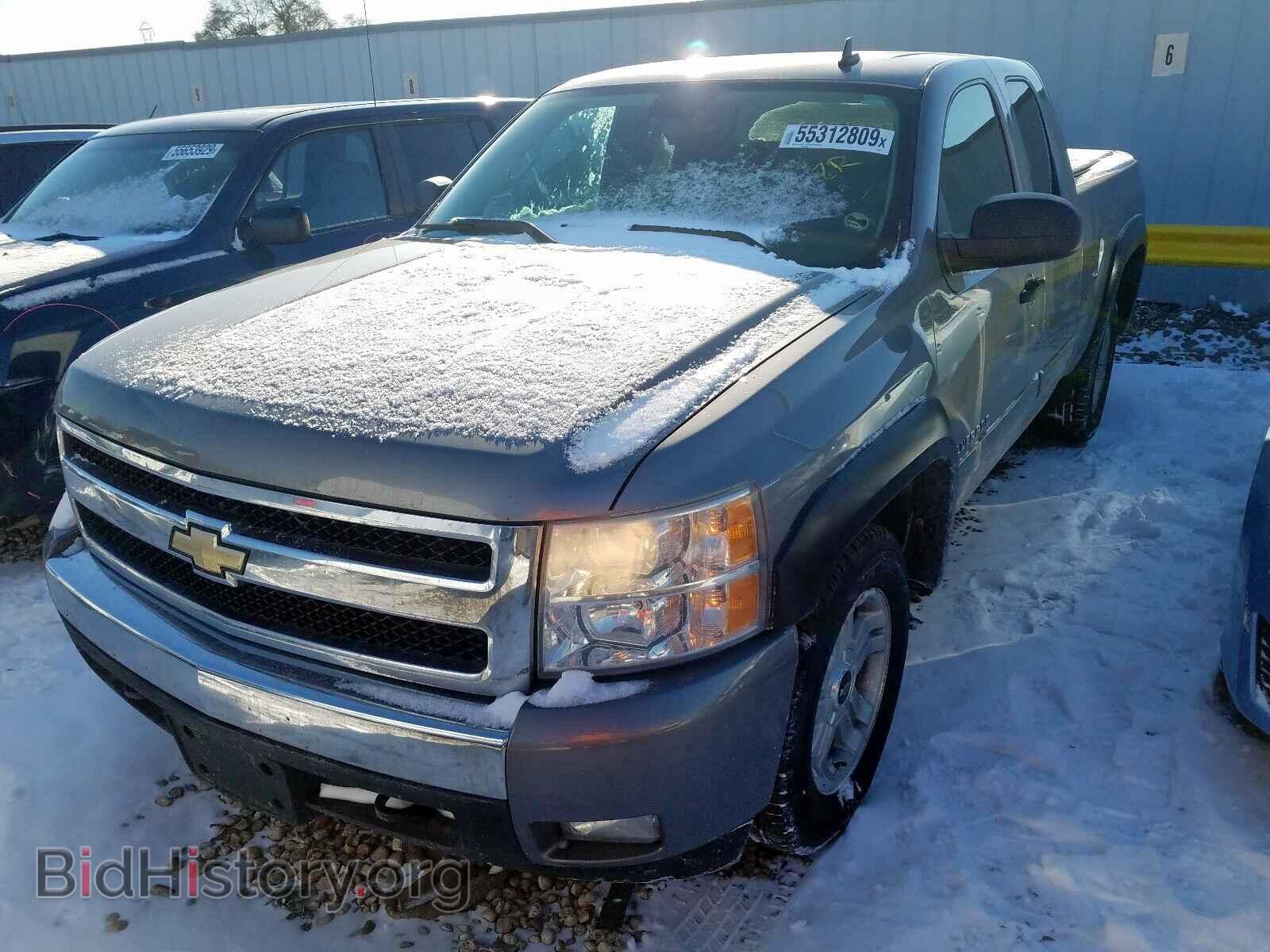 2007 CHEVROLET SILVERADO - VIN: 2GCEK19J971679671 - Фото 2