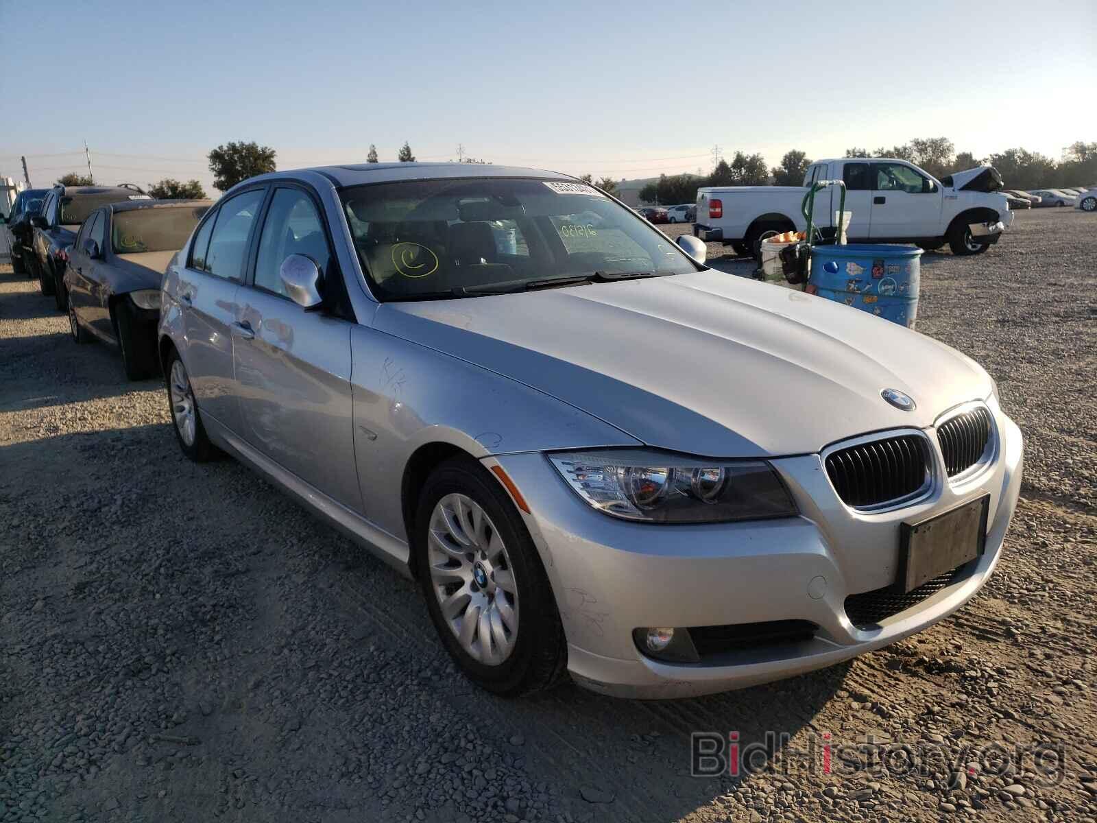 Photo WBAPH53589A434716 - BMW 3 SERIES 2009