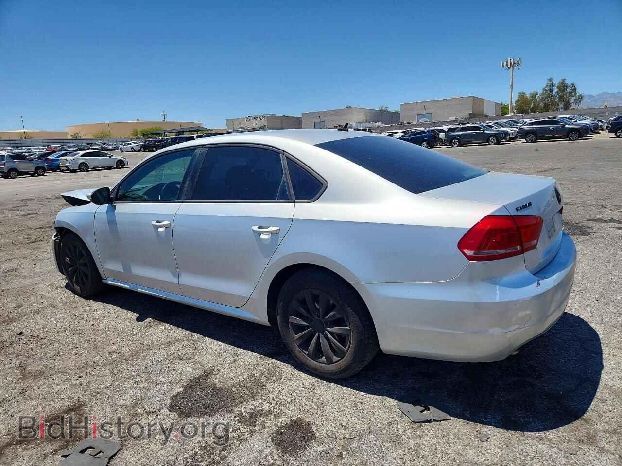 2012 VOLKSWAGEN PASSAT - VIN: 1VWAP7A34CC059361 - Photo 2