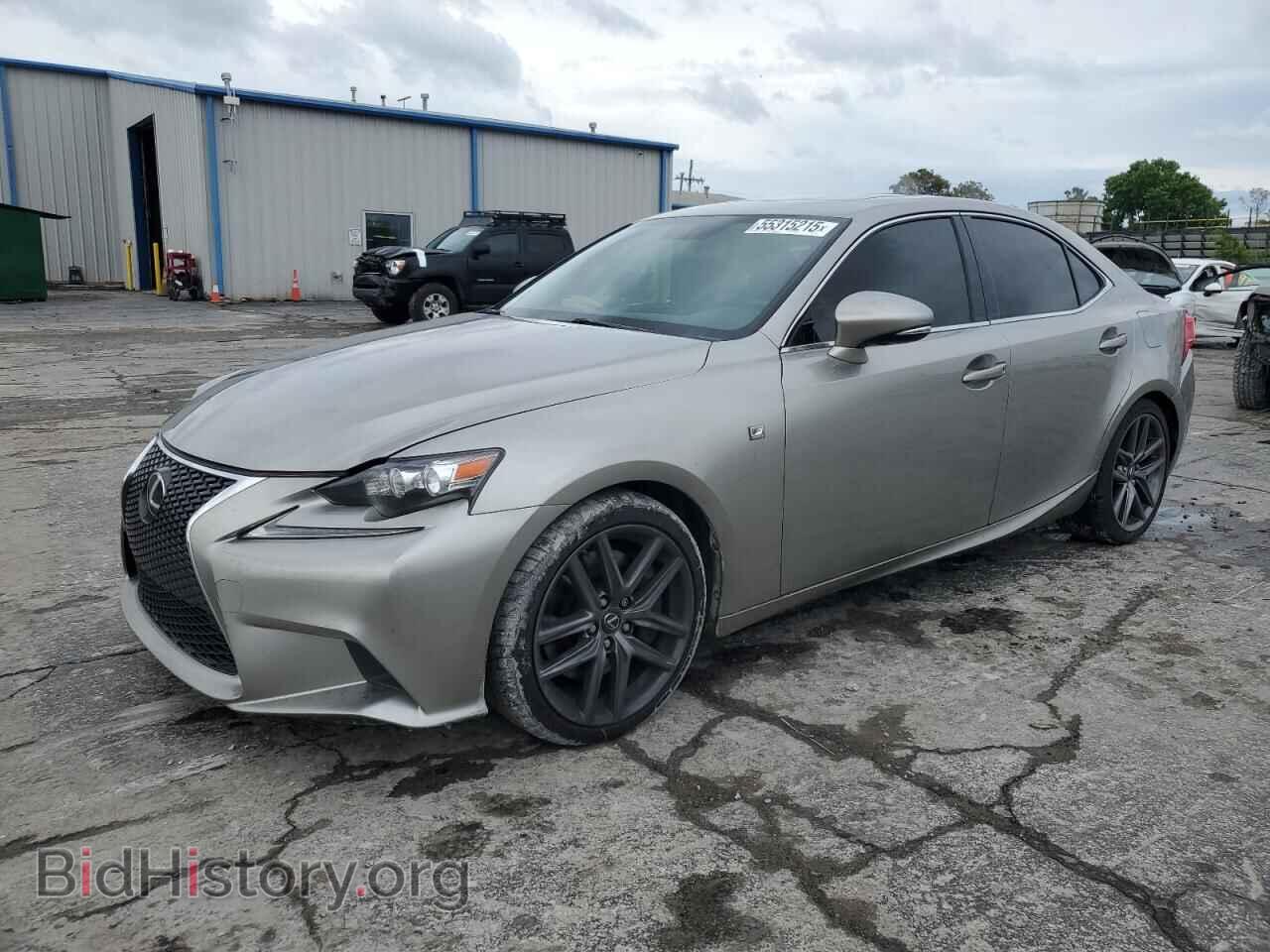 Фотография JTHBE1D23F5014657 - LEXUS IS 2015
