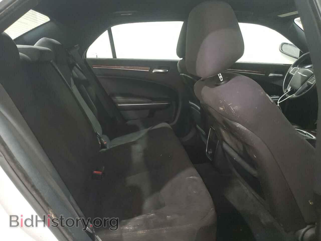 2012 CHRYSLER 300 - VIN: 2C3CCAAG5CH137154 - Фото 10