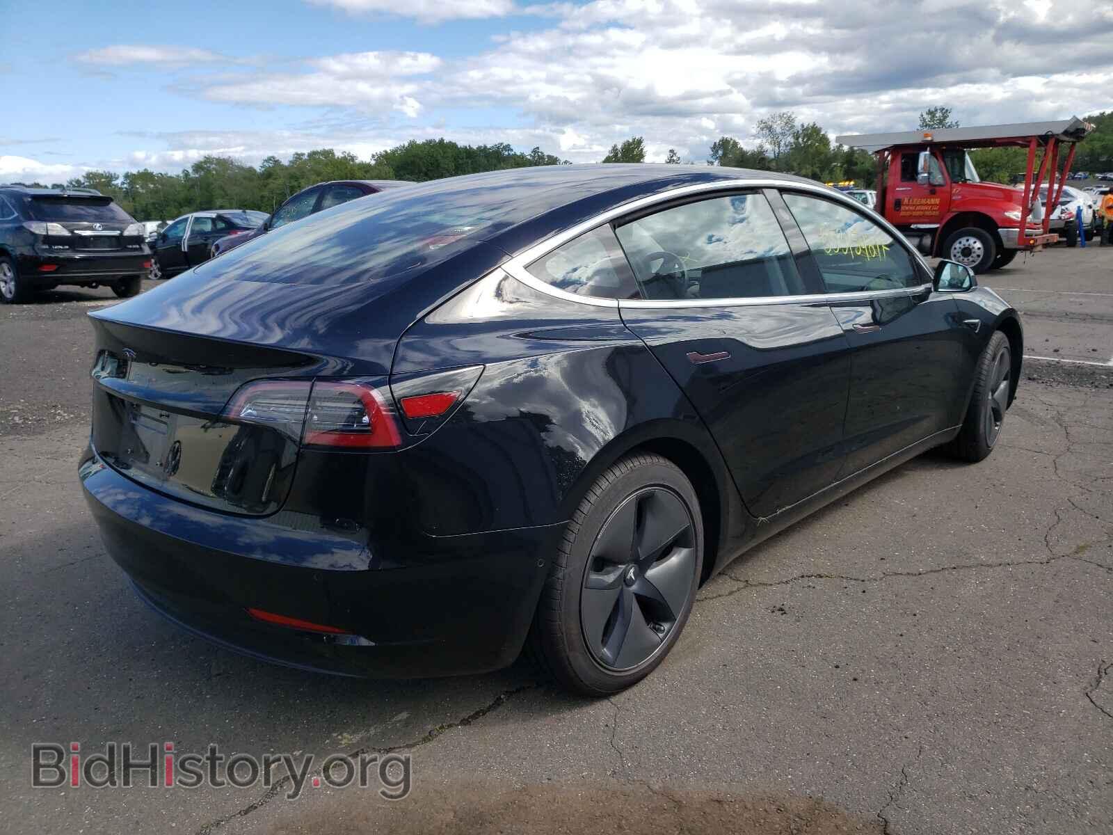 2018 TESLA MODEL 3 - VIN: 5YJ3E1EAXJF057184 - Фото 4