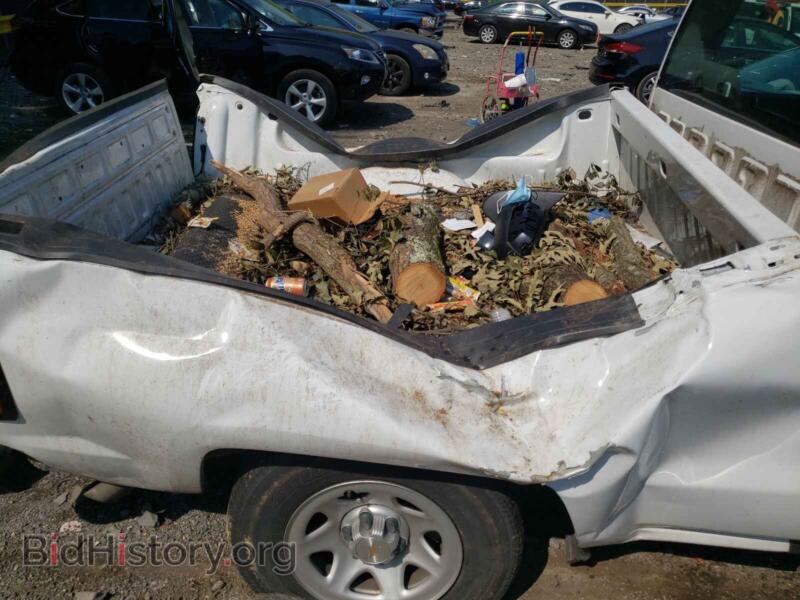 2018 Chevrolet SILVERADO (VIN 3GCPCNEC5JG448480) — photo 9 of 10