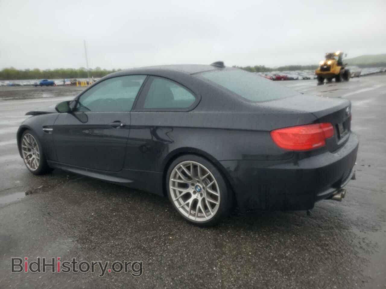 2013 BMW M3 - VIN: WBSKG9C59DJ593396 - Фото 2