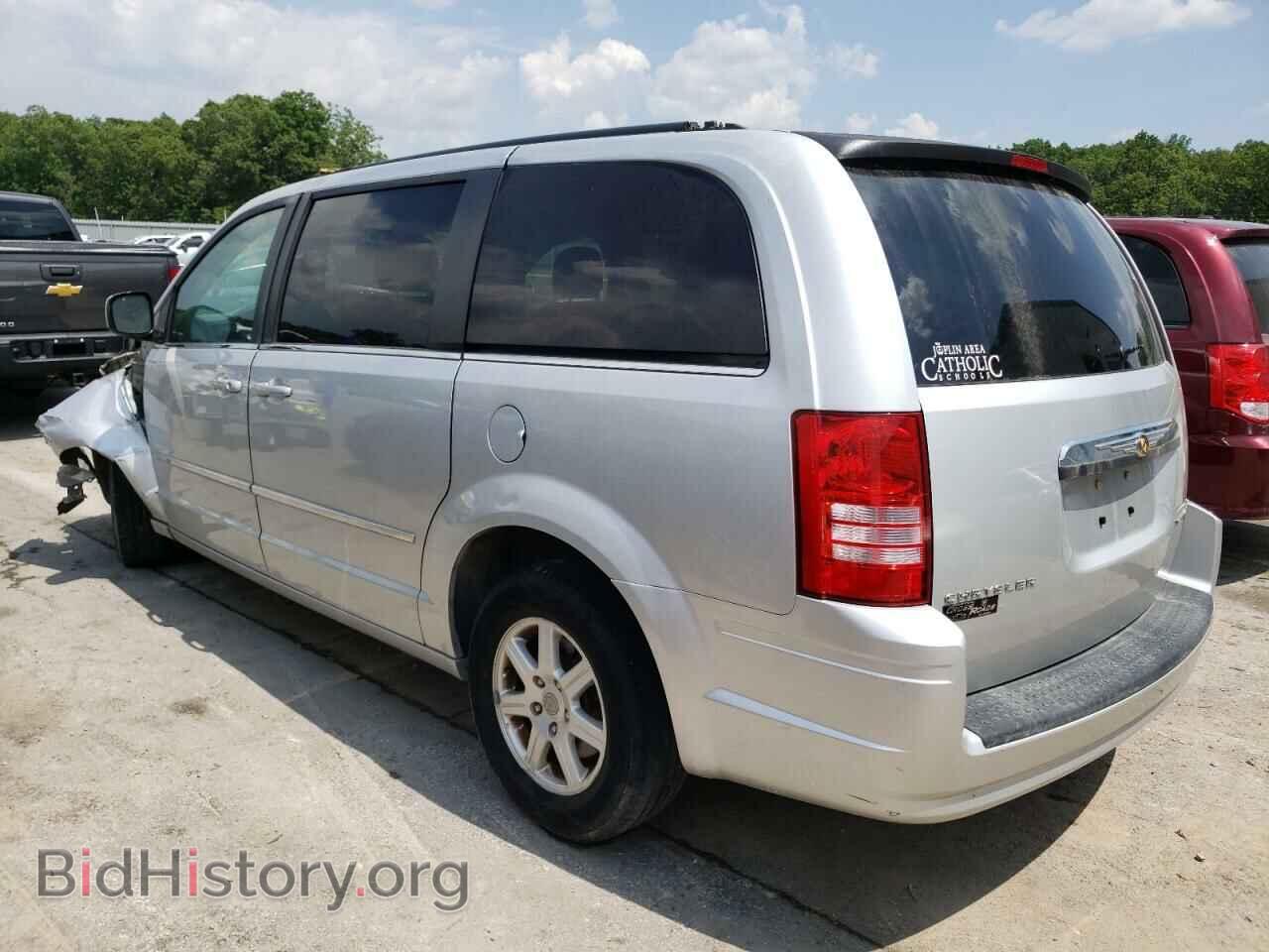 2010 CHRYSLER MINIVAN - VIN: 2A4RR5D17AR279185 - Фото 2
