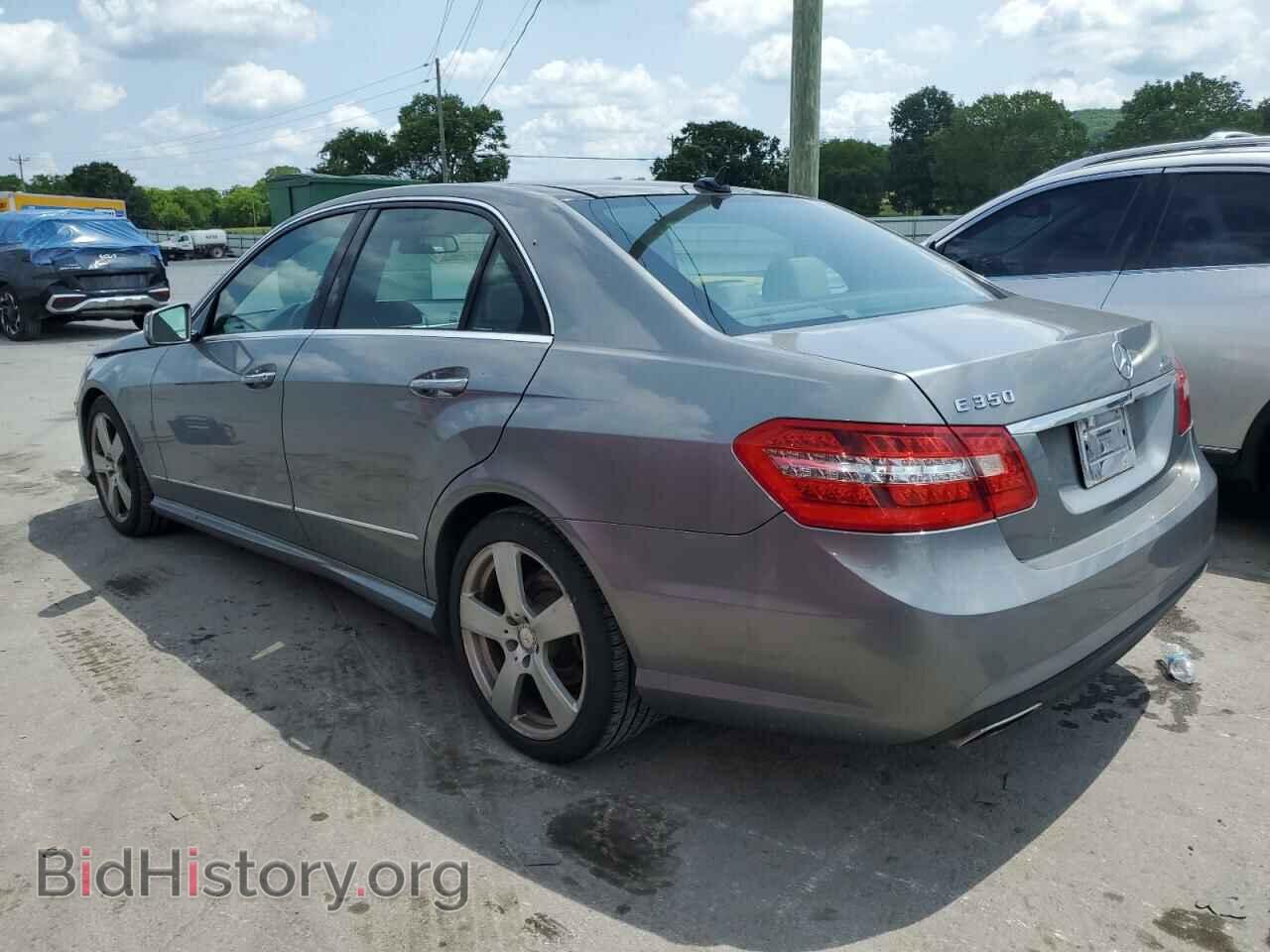 2011 MERCEDES-BENZ E-CLASS - VIN: WDDHF5GB3BA307185 - Фото 2