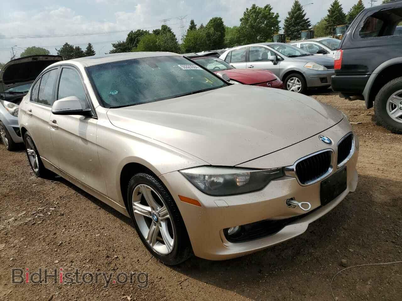 2013 BMW 3 SERIES - VIN: WBA3B5C53DF138966 - Фото 4