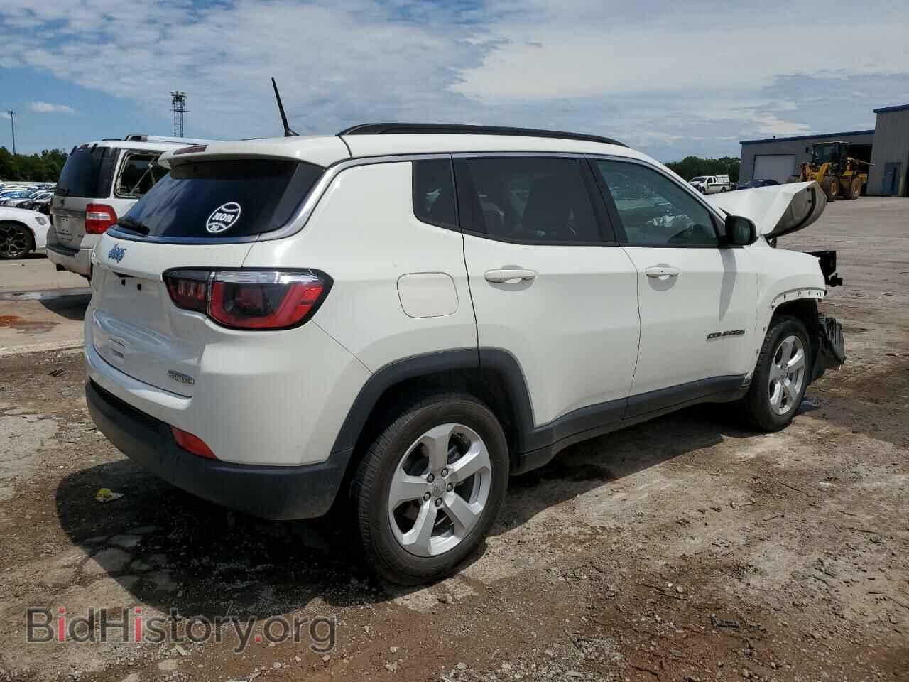 2018 JEEP COMPASS - VIN: 3C4NJCBB2JT226547 - Фото 3