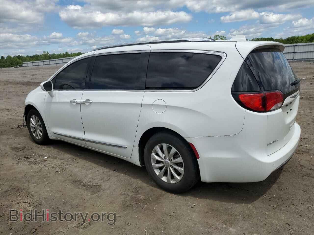 2018 CHRYSLER PACIFICA - VIN: 2C4RC1BG2JR217345 - Фото 2