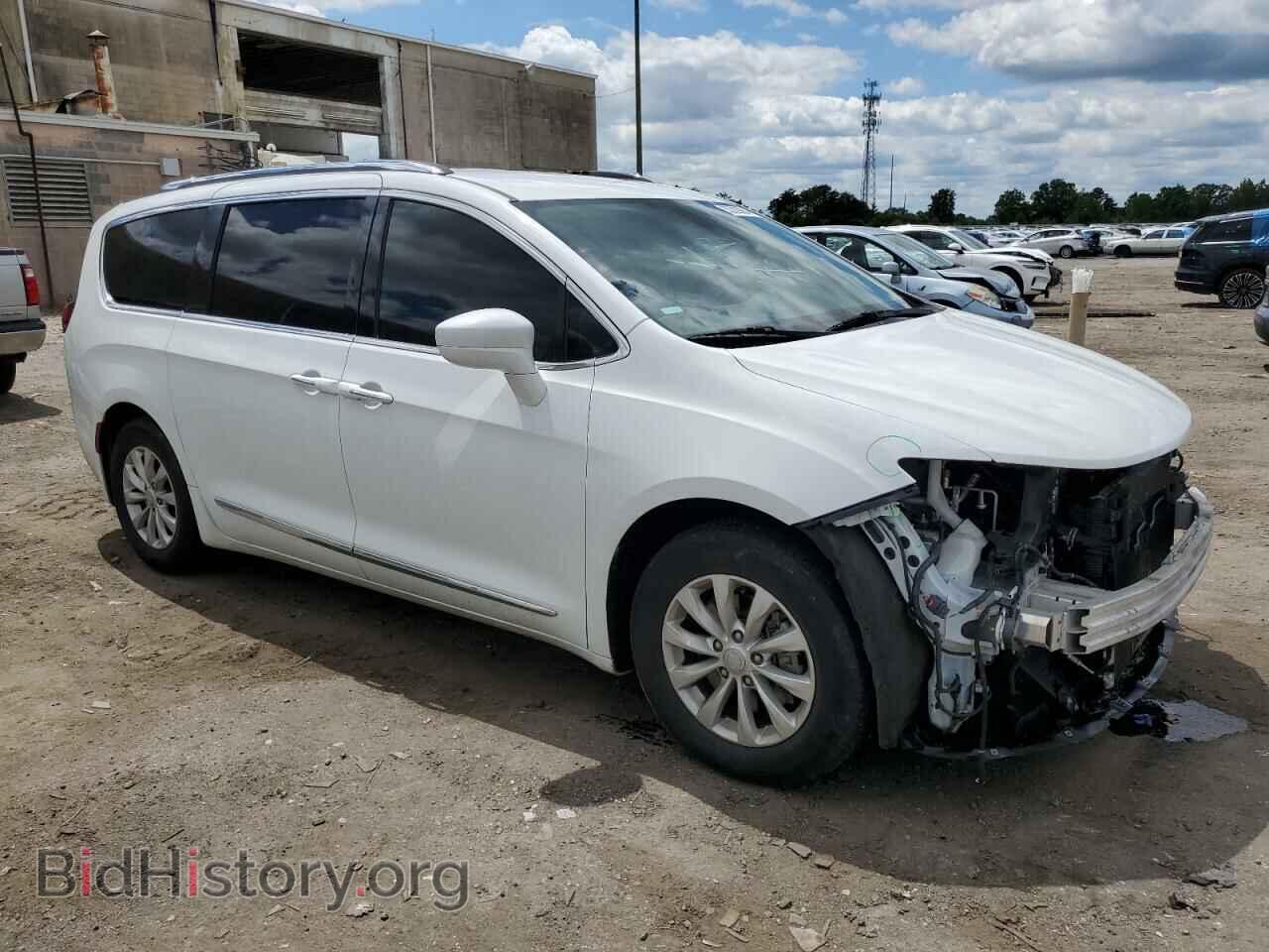 2018 CHRYSLER PACIFICA - VIN: 2C4RC1BG2JR217345 - Фото 4