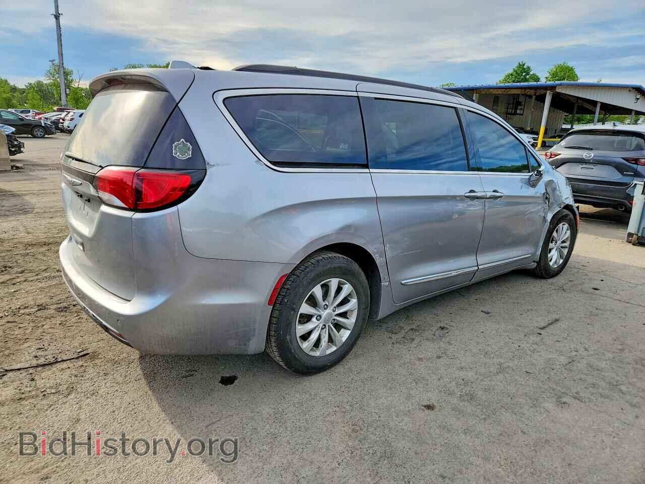 2017 CHRYSLER PACIFICA - VIN: 2C4RC1BG4HR788216 - Photo 3