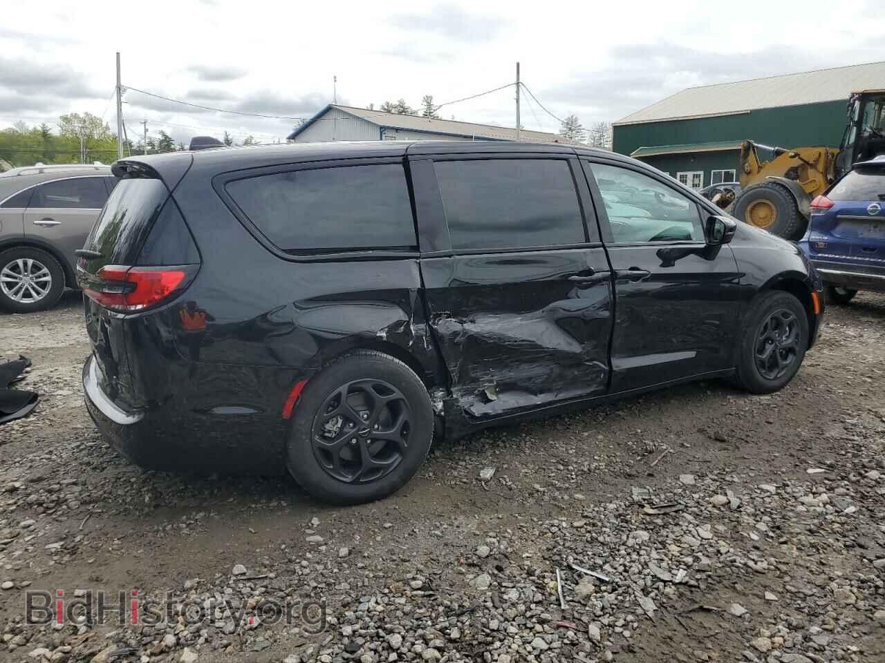 2023 CHRYSLER PACIFICA - VIN: 2C4RC1S77PR604580 - Фото 3