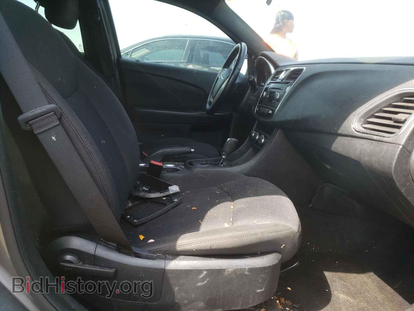 2012 CHRYSLER 200 - VIN: 1C3CCBBB0CN330912 - Фото 5