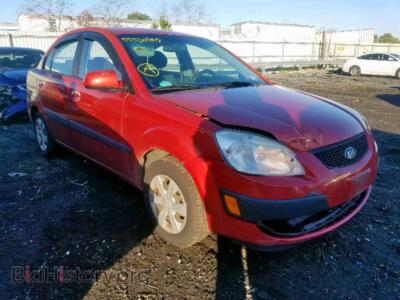 2008 Kia RIO BASE, красный — VIN KNADE123186309711, Copart