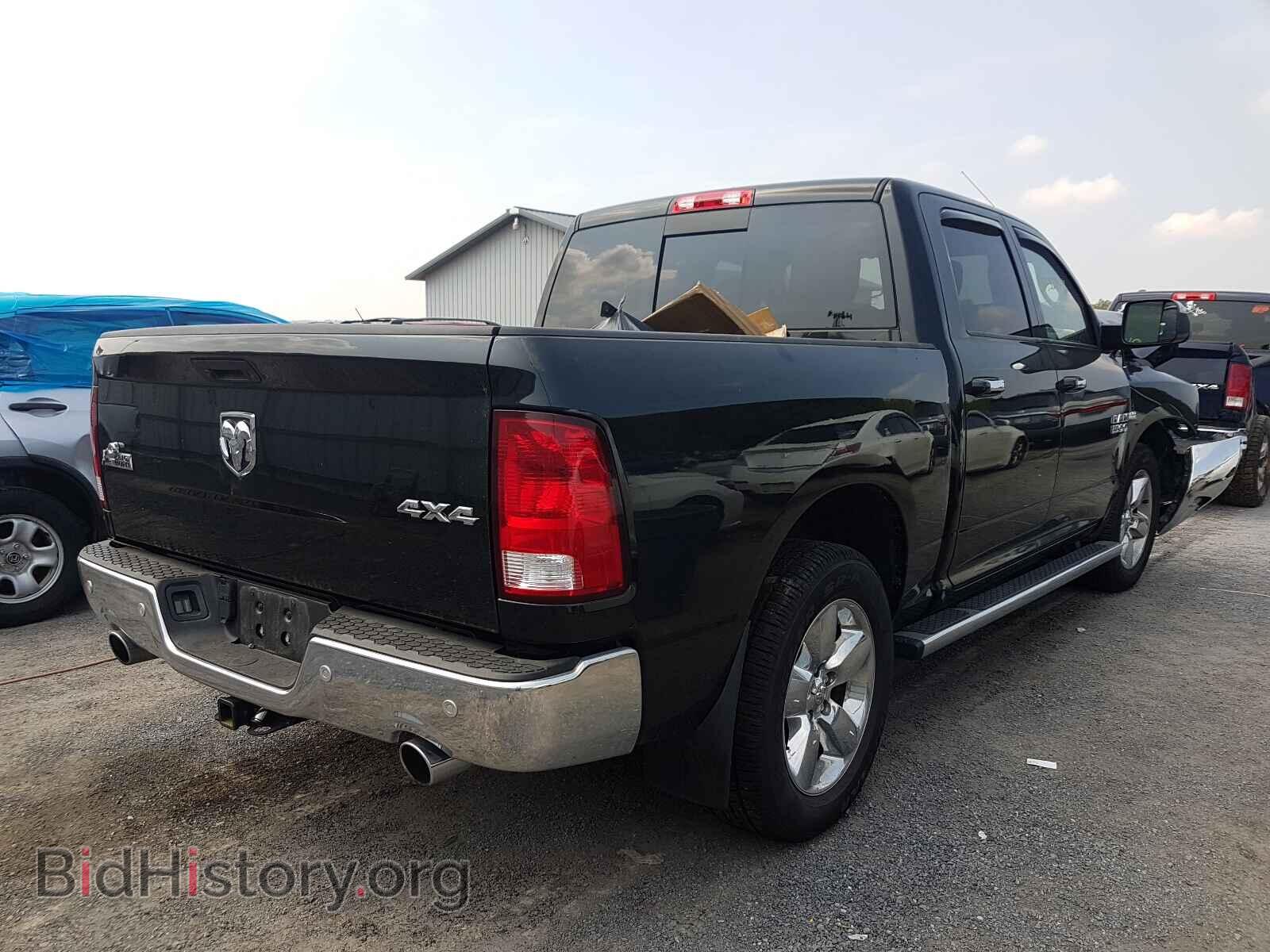 2017 RAM 1500 - VIN: 3C6RR7LT6HG525574 - Photo 4