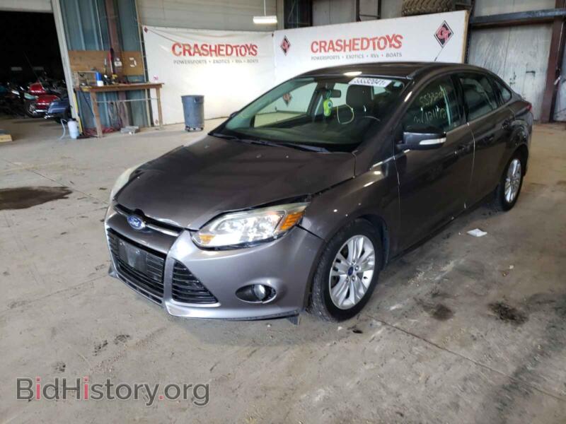 2012 Ford FOCUS (VIN 1FAHP3H22CL185165) — фото 2 из 10