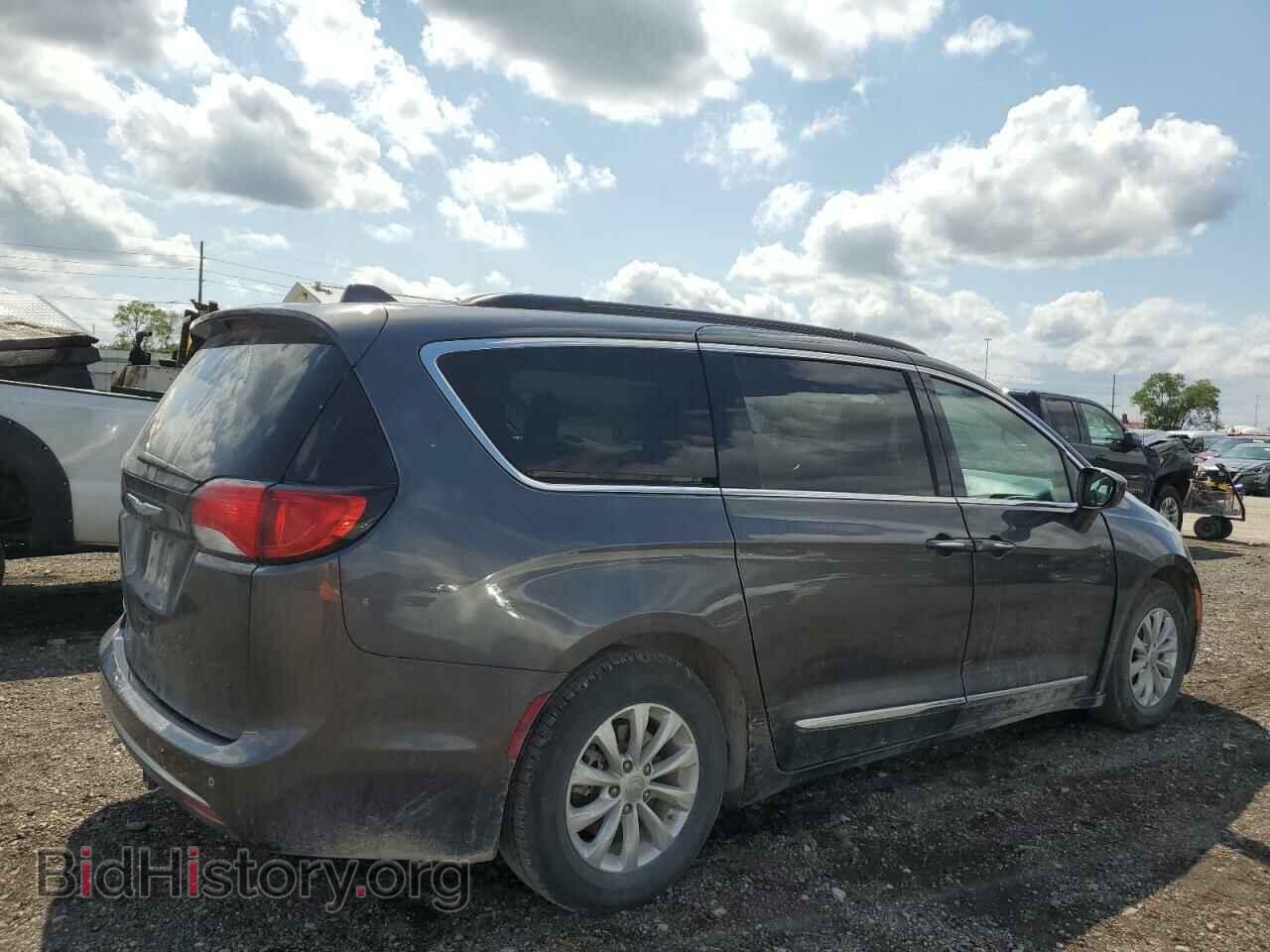 2017 CHRYSLER PACIFICA - VIN: 2C4RC1BG1HR720438 - Фото 3