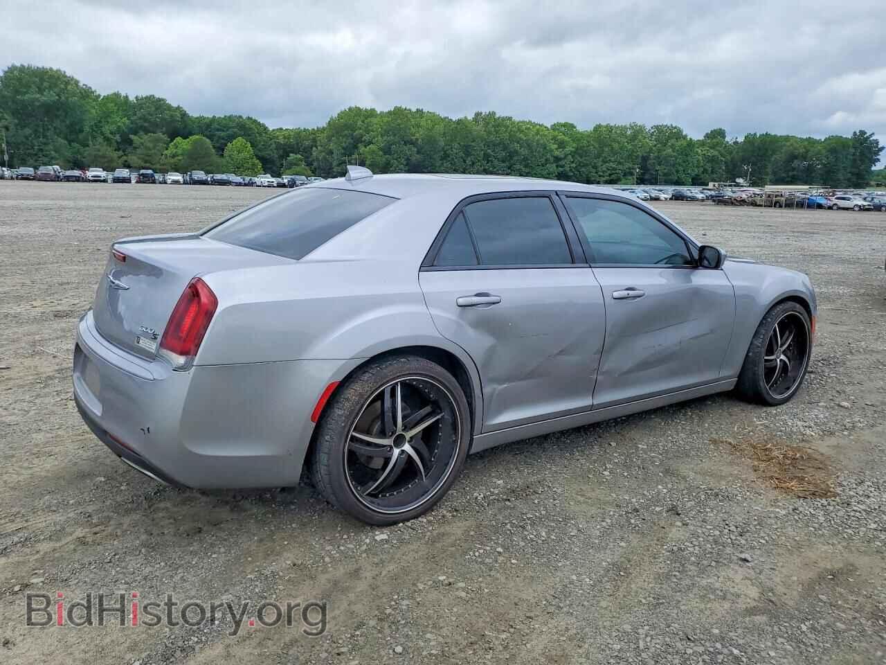 2015 CHRYSLER 300 - VIN: 2C3CCABG8FH872634 - Фото 3