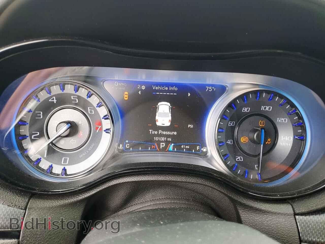 2015 CHRYSLER 300 - VIN: 2C3CCABG8FH872634 - Фото 9