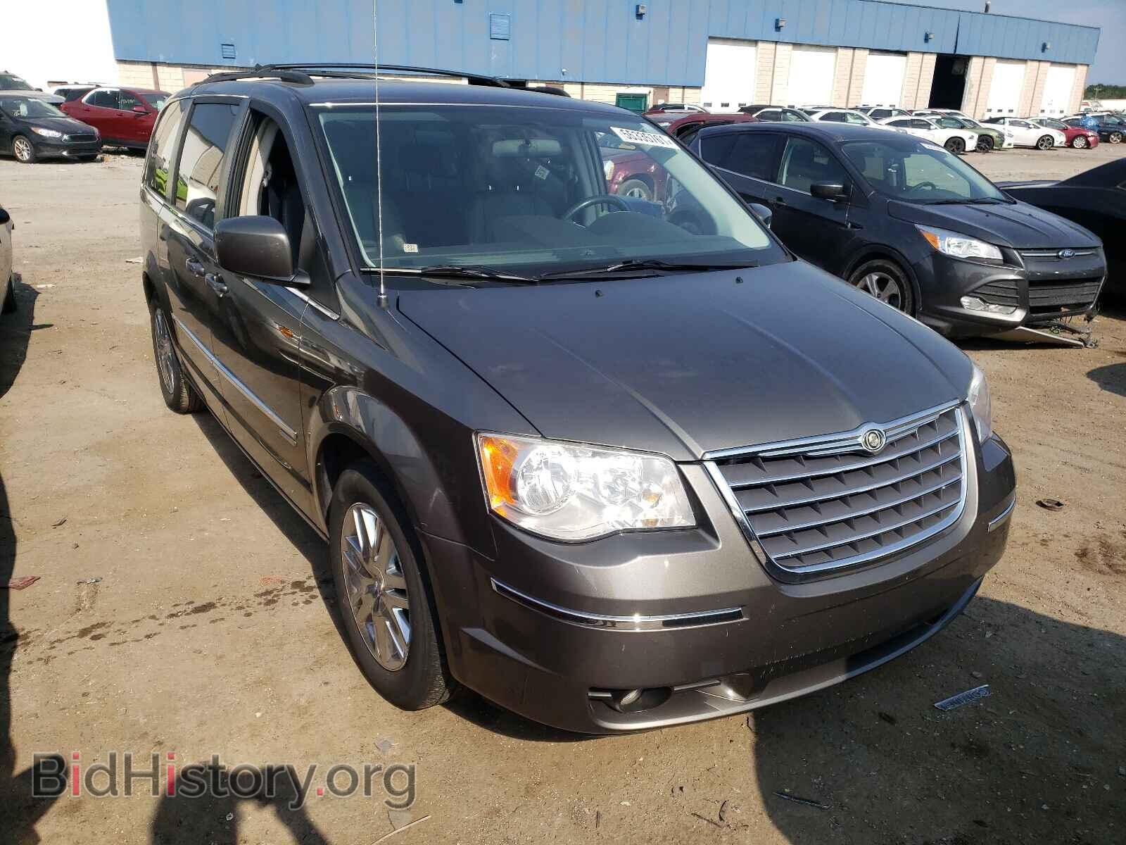 Photo 2A4RR5D15AR286572 - CHRYSLER MINIVAN 2010